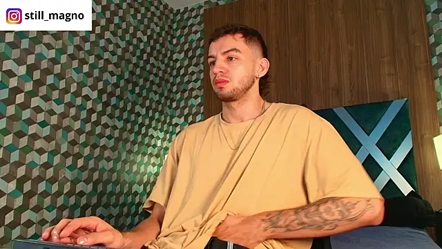 Snapshot of Michael_magno chatting on November 2025 10:48:01 AM Michael magno online show from November 2025 10:48:01 AM