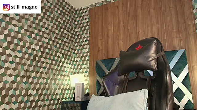 Snapshot of Michael_magno chatting on November 2025 01:33:02 PM Michael magno online show from November 2025 01:33:02 PM