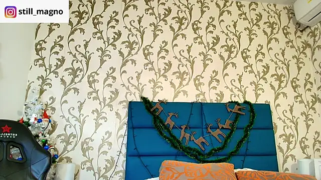 Snapshot of Michael_magno chatting on December 2025 08:38:01 PM Michael magno online show from December 2025 08:38:01 PM