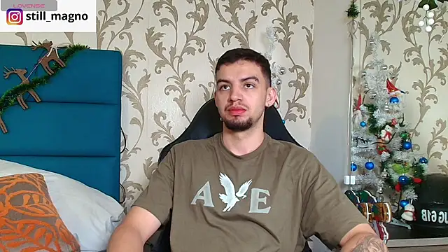 Snapshot of Michael_magno chatting on December 2025 10:58:02 PM Michael magno online show from December 2025 10:58:02 PM