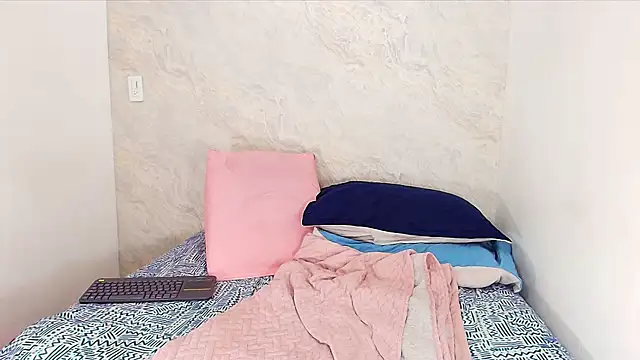 sofi balvin online show from February 2025 07:23:01 PM