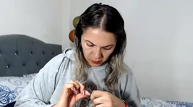 Snapshot of Chantal_hott chatting on March 2025 07:43:02 PM Chantal hott online show from March 2025 07:43:02 PM