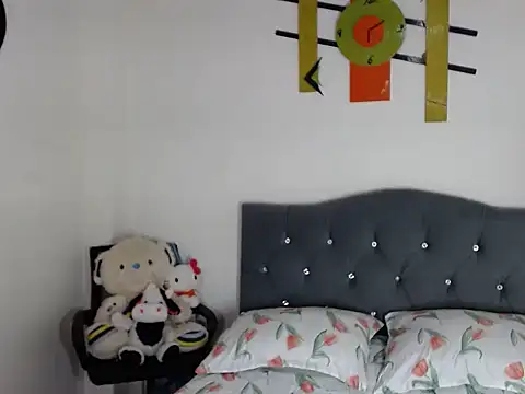 Chantal hott online show from March 2026 07:19:01 PM