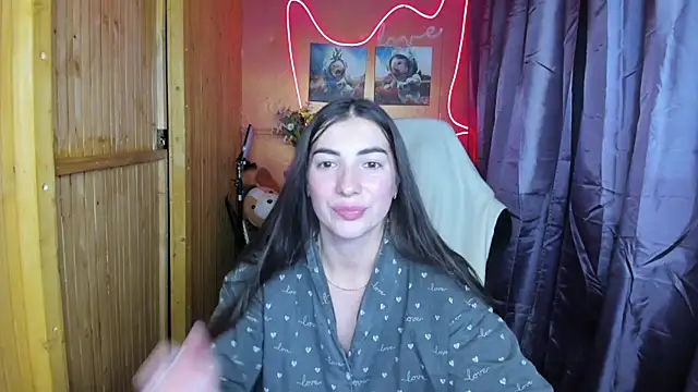 Snapshot of Fiery_Brunette_ chatting on December 2024 08:50:02 AM Fiery Brunette  online show from December 2024 08:50:02 AM