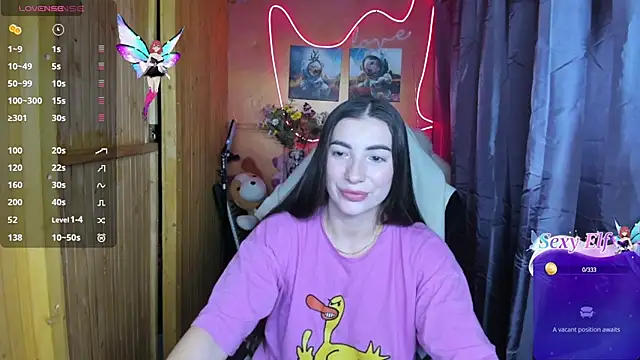 Snapshot of Fiery_Brunette_ chatting on January 2025 04:02:01 AM Fiery Brunette  online show from January 2025 04:02:01 AM