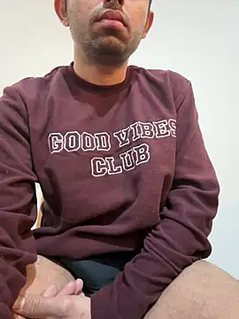 Snapshot of rhuh3991 chatting on December 2024 04:51:02 AM rhuh3991 online show from December 2024 04:51:02 AM