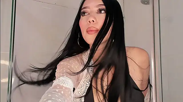 Snapshot of catalina__23 chatting on March 2025 11:05:01 PM catalina 23 online show from March 2025 11:05:01 PM