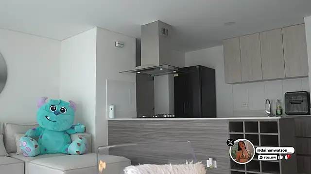 Daihanwatson  online show from April 2026 09:06:02 PM