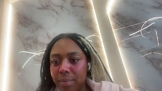 Snapshot of ChocolateCakeQueen chatting on July 2026 06:20:01 PM ChocolateCakeQueen online show from July 2026 06:20:01 PM