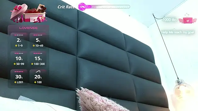 emily brontee  online show from December 2025 01:27:02 PM