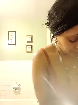 mariah2299 online show from January 2025 03:38:01 AM