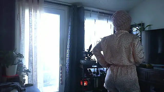 CeceilaMoon online show from January 2026 04:01:01 PM