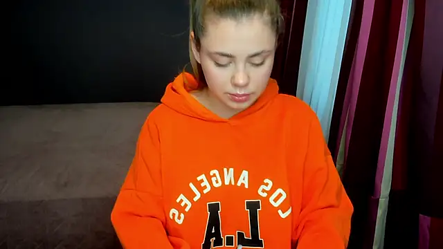 Snapshot of IsabellaBler chatting on December 2025 06:55:02 AM IsabellaBler online show from December 2025 06:55:02 AM