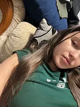 Snapshot of Angel__lika chatting on February 2025 07:00:01 PM Angel  lika online show from February 2025 07:00:01 PM