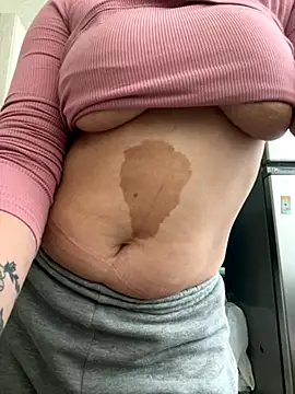 Snapshot of Angel__lika chatting on October 2025 06:47:01 AM Angel  lika online show from October 2025 06:47:01 AM