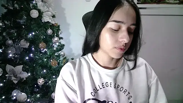 Snapshot of aineangeel chatting on December 2024 11:57:02 PM aineangeel online show from December 2024 11:57:02 PM