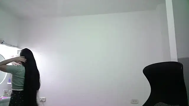 Snapshot of aineangeel chatting on November 2025 02:22:01 AM aineangeel online show from November 2025 02:22:01 AM