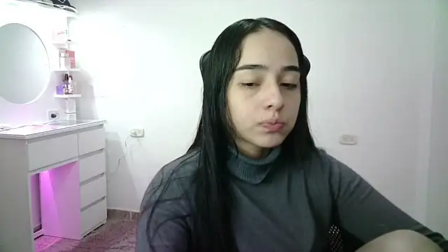 Snapshot of aineangeel chatting on December 2025 12:15:02 AM aineangeel online show from December 2025 12:15:02 AM