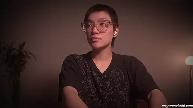 Snapshot of meganmei666 chatting on February 2026 02:51:01 AM meganmei666 online show from February 2026 02:51:01 AM