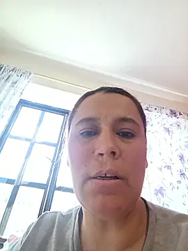 Snapshot of MarthinaBaker chatting on January 2026 02:44:01 PM MarthinaBaker online show from January 2026 02:44:01 PM