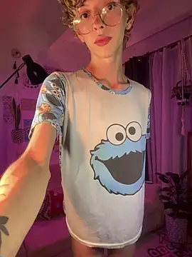 Snapshot of lyamthommpson chatting on February 2026 03:40:02 AM lyamthommpson online show from February 2026 03:40:02 AM