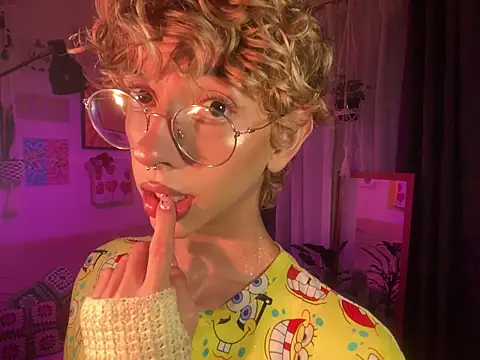 Snapshot of lyamthommpson chatting on March 2026 03:19:01 AM lyamthommpson online show from March 2026 03:19:01 AM