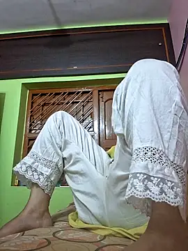 Snapshot of kunjan789 chatting on March 2025 04:07:02 AM kunjan789 online show from March 2025 04:07:02 AM