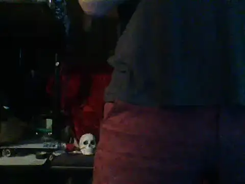 Snapshot of mrdemoncrowly chatting on January 2025 04:14:02 AM mrdemoncrowly online show from January 2025 04:14:02 AM