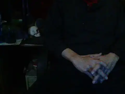 Snapshot of mrdemoncrowly chatting on October 2025 08:34:01 AM mrdemoncrowly online show from October 2025 08:34:01 AM