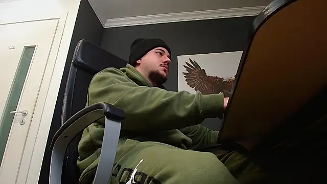 Snapshot of JoshKnights chatting on January 2025 06:06:02 AM JoshKnights online show from January 2025 06:06:02 AM