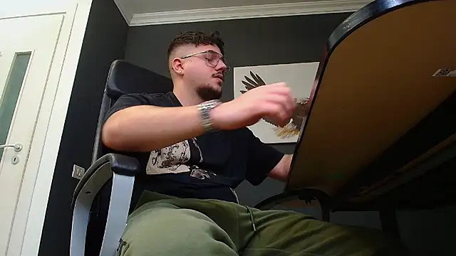 Snapshot of JoshKnights chatting on January 2025 08:57:02 AM JoshKnights online show from January 2025 08:57:02 AM