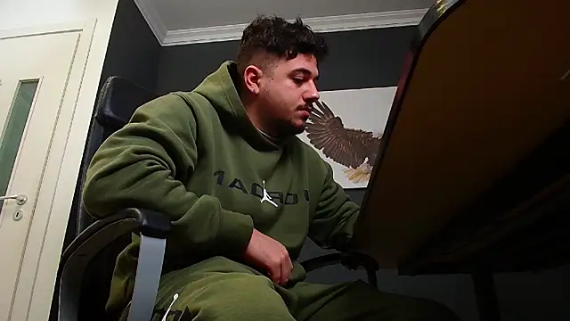 Snapshot of JoshKnights chatting on February 2025 06:24:01 AM JoshKnights online show from February 2025 06:24:01 AM