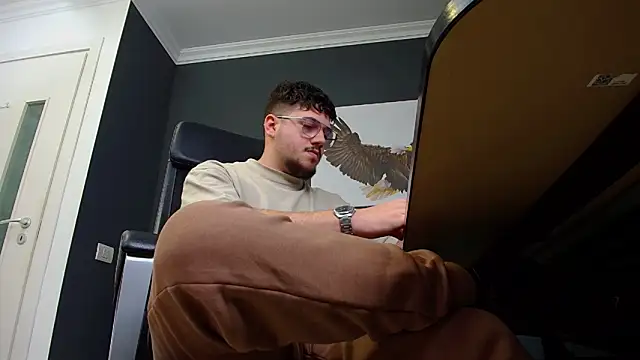 Snapshot of JoshKnights chatting on February 2025 11:44:02 AM JoshKnights online show from February 2025 11:44:02 AM