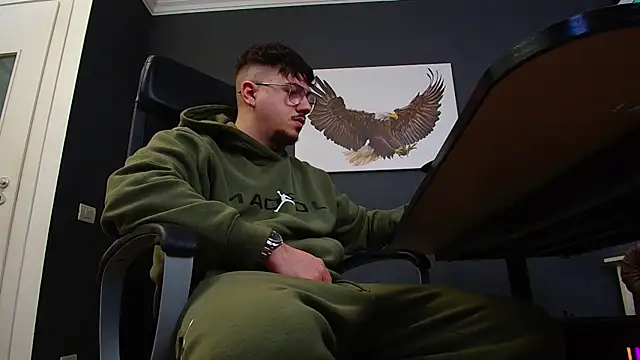 Snapshot of JoshKnights chatting on February 2025 05:44:02 AM JoshKnights online show from February 2025 05:44:02 AM