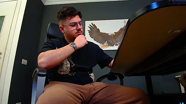 Snapshot of JoshKnights chatting on February 2025 08:39:01 AM JoshKnights online show from February 2025 08:39:01 AM