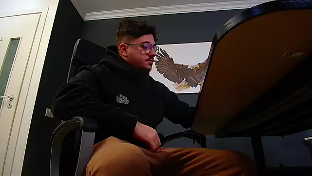 Snapshot of JoshKnights chatting on February 2025 05:37:01 AM JoshKnights online show from February 2025 05:37:01 AM