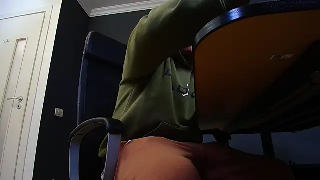 Snapshot of JoshKnights chatting on March 2025 05:48:02 AM JoshKnights online show from March 2025 05:48:02 AM