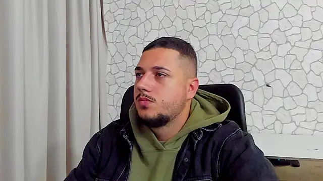 Snapshot of JoshKnights chatting on September 2025 04:50:02 AM JoshKnights online show from September 2025 04:50:02 AM