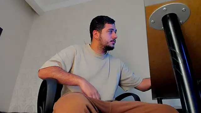 Snapshot of JoshKnights chatting on November 2025 06:24:02 AM JoshKnights online show from November 2025 06:24:02 AM