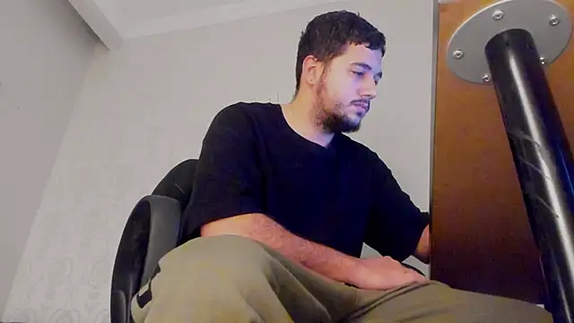 Snapshot of JoshKnights chatting on November 2025 06:02:02 AM JoshKnights online show from November 2025 06:02:02 AM