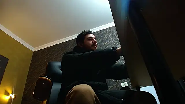 Snapshot of JoshKnights chatting on November 2025 05:39:01 AM JoshKnights online show from November 2025 05:39:01 AM