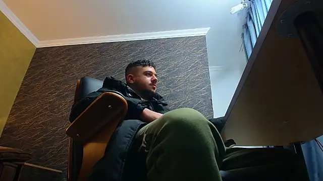 Snapshot of JoshKnights chatting on December 2025 06:00:01 AM JoshKnights online show from December 2025 06:00:01 AM