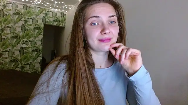 Olivia shine online show from December 2025 05:25:01 AM