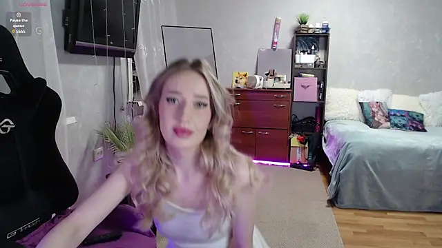 Little Soph online show from March 2025 12:39:02 AM