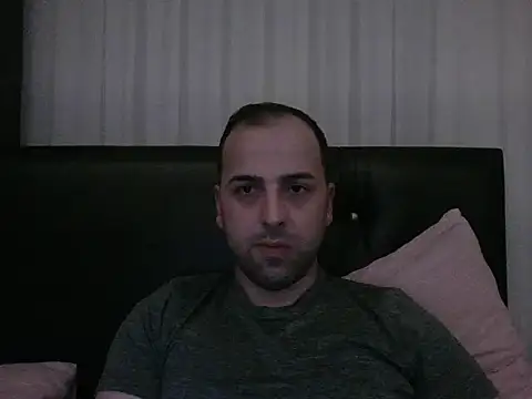 Snapshot of Yldrmm_9553 chatting on May 2026 08:04:04 PM Yldrmm 9553 online show from May 2026 08:04:04 PM