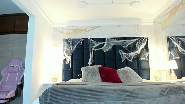 EVELIN MASON online show from October 2025 09:48:02 PM