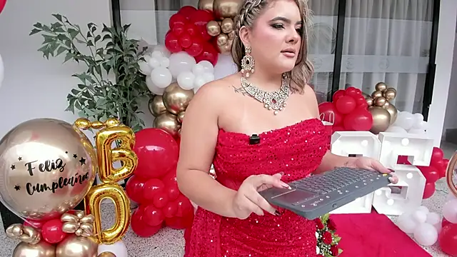 EVELIN MASON online show from December 2025 06:13:02 PM