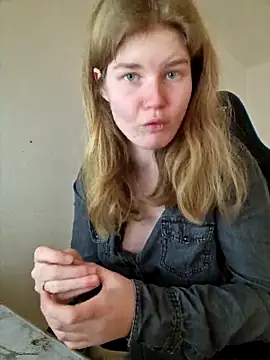 Snapshot of the_real_anna chatting on February 2025 12:56:01 PM the real anna online show from February 2025 12:56:01 PM