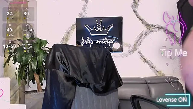 AnaRuiz online show from November 2025 12:39:02 PM