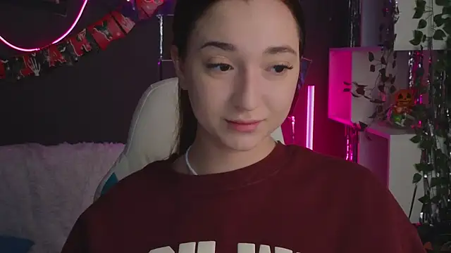 YasmineWest online show from October 2025 01:51:02 AM